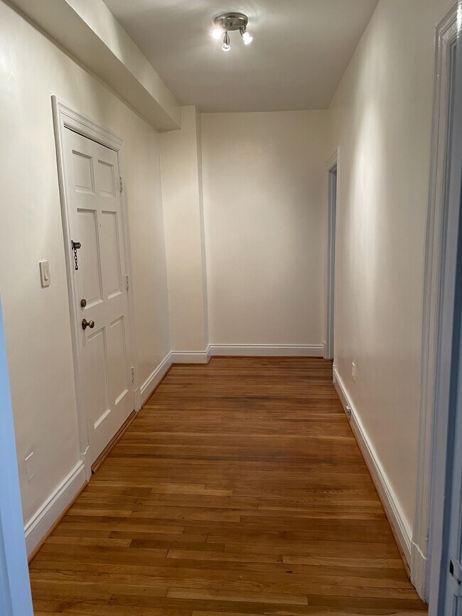 Photo - 3100 Connecticut Ave NW