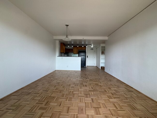 Photo - 417 E Kiowa Unit 405