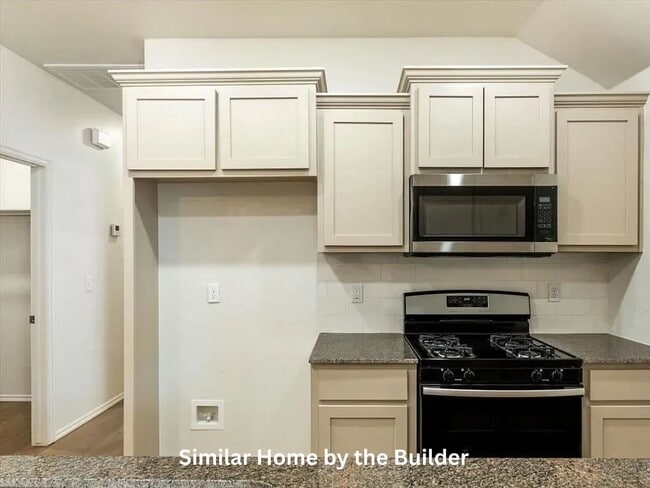 Photo - Cozy 2-Bed Duplex in Lawton - Move-In Ready