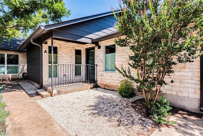 Photo - 9700 Sugar Hill Dr Unidad A