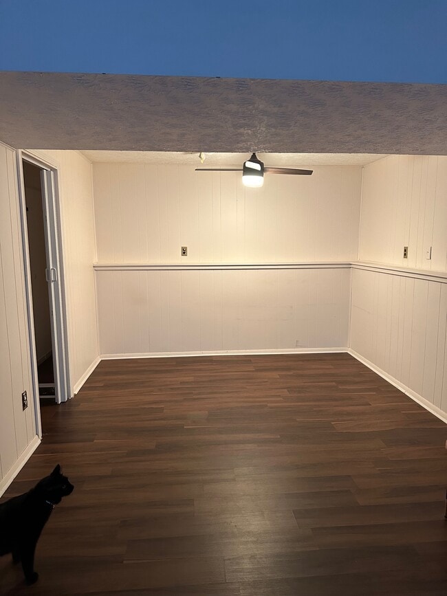 Photo - 1065 Martin Rd