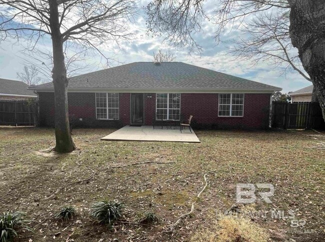 Photo - 124 Oakwood Ave