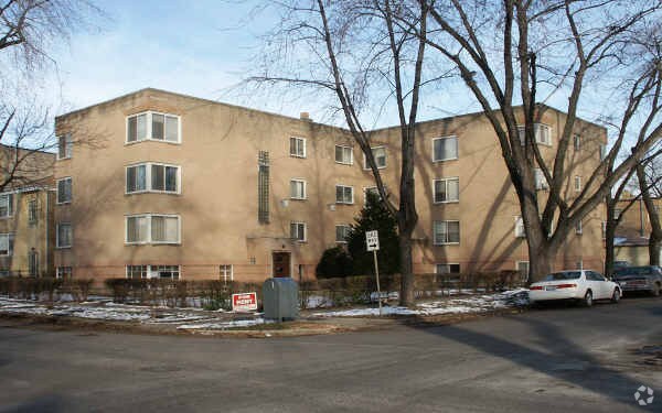 Photo - 6301 N Troy St