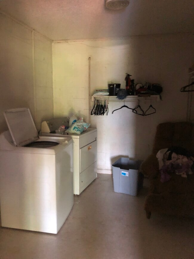 Photo - 1416 Willow St