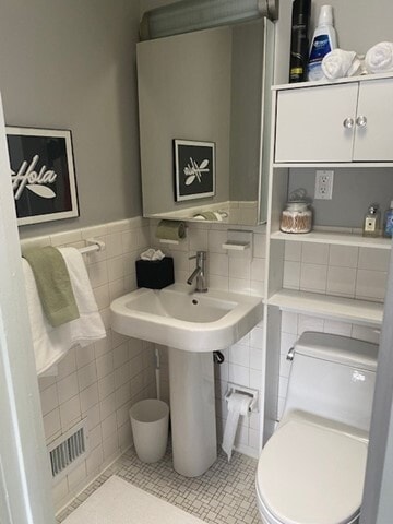 Baño - 3144 N St NW Unidad 4