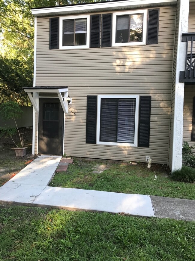 Photo - Adorable Townhome
