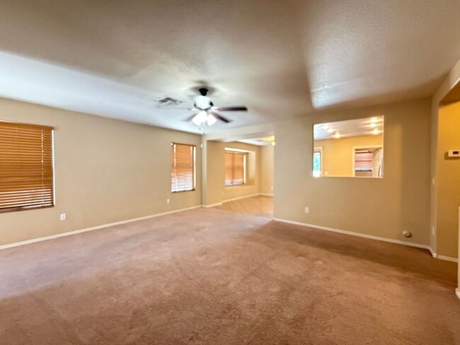 Photo - Dobbins Creek, Phoenix Rental