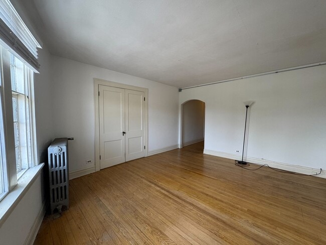Photo - 28W579 Stafford Pl Unit 1