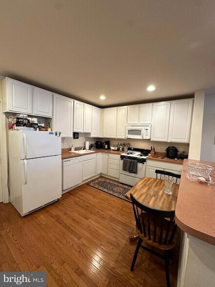 Photo - 3900 Terrace St Unidad 7