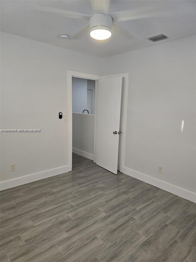 Photo - 1245 NE 110th Terrace Unidad 2