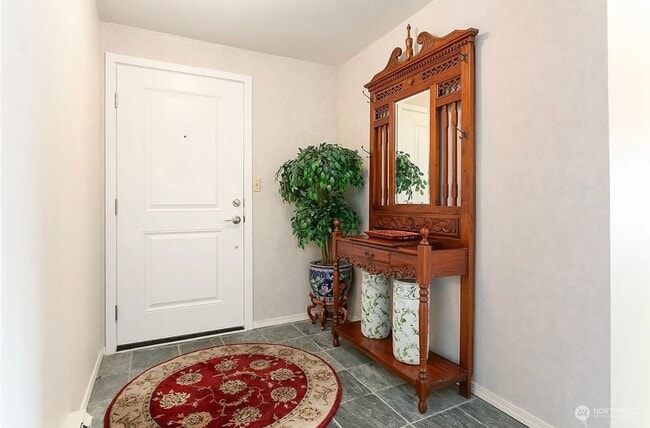 Photo - 600 S State St