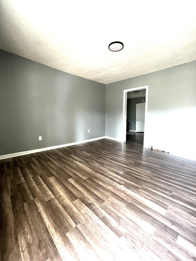424 Dyer Ave Unit 1