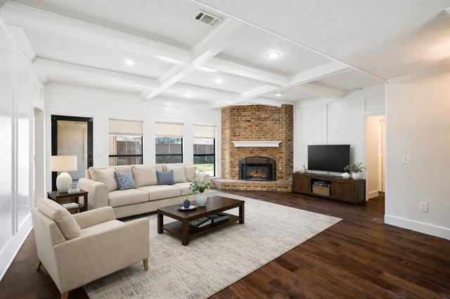 Building Photo - 1824 Huron Trail