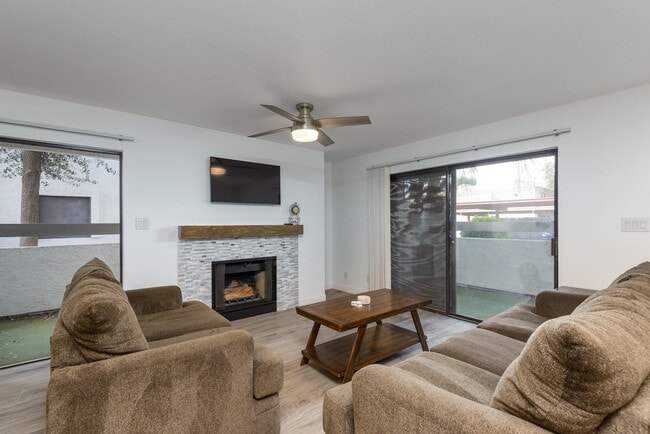 Photo - 2959 N 68th Pl Unit SI ID1540140P