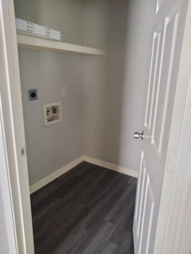 Photo - 208 Canterbury Dr