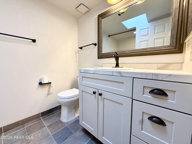Photo - 1595 Sierry Peaks Dr
