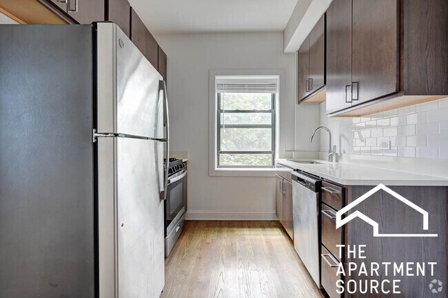 Building Photo - 3407 W Fullerton Ave Unit 2C Rental