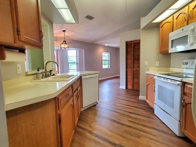 Photo - 26014 Ocelot Ln