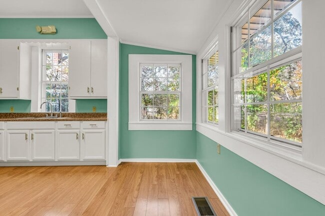 Photo - Spacious 3-bedroom, 2 full-bath property suited for residential living or commercial use