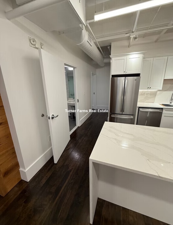 Photo - 190 High St Apartments Unit 5
