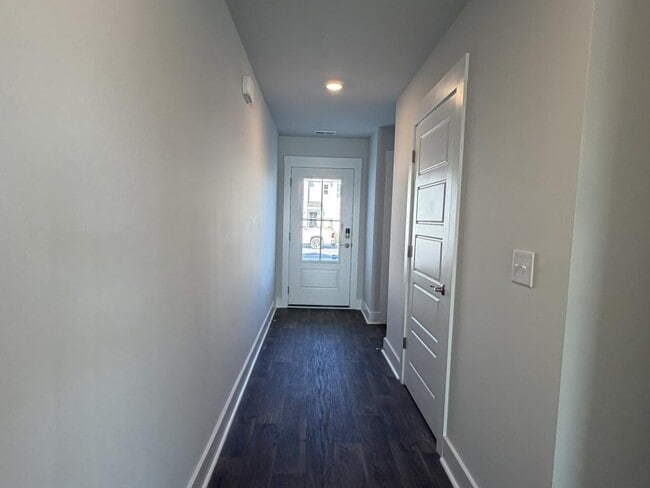 4339 Majesty Dr