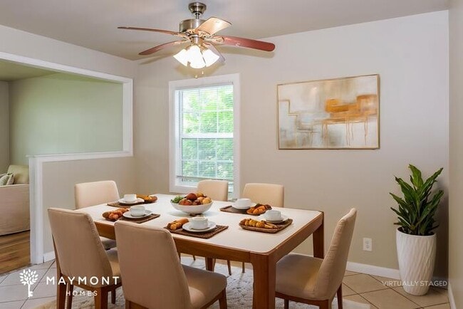 Photo - 1803 Canterbury Cir NW