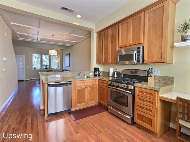 Photo - 3 br, 2.5 bath House - 807 Frederick Commons