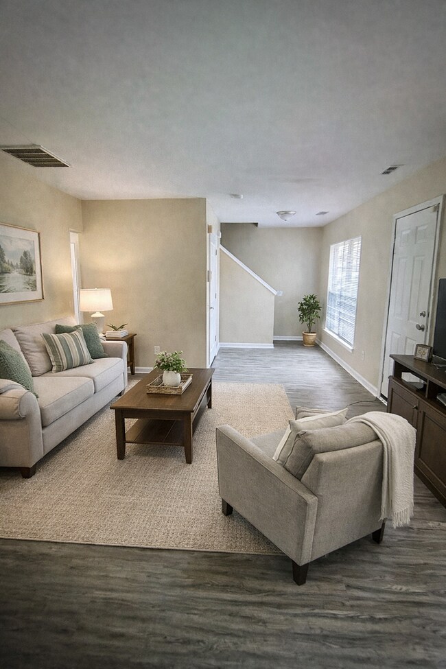 Photo - Beautiful 4 Bedroom Home with Garage – Convenient North Charlotte Location