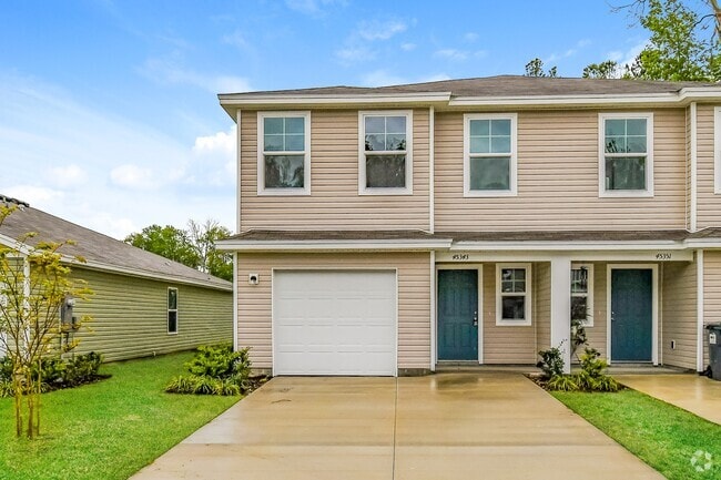 Building Photo - 45380 Red Brick Dr Rental