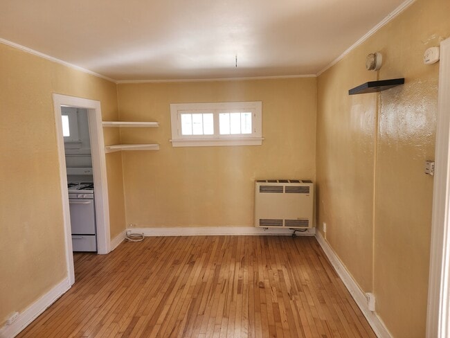 2005 Argyle Ave