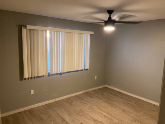 Photo - 3331 W Del Monico Ln