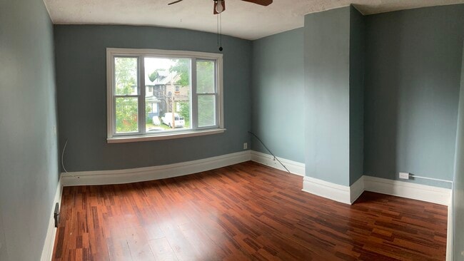101 Aldrich Pl Unit Upper