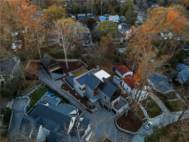 Photo - 1033 Reeder Cir NE