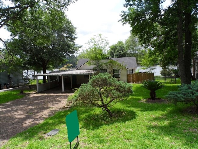 Photo - 13545 Northshore Loop