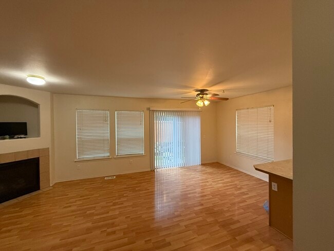 Photo - 1608 Hollow Dale Pl Unit B