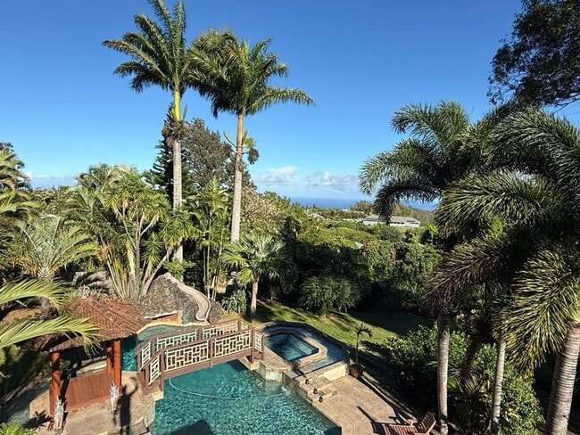 Building Photo - Spacious Haiku Home w/ Pool, Hot Tub, Lofts, Lanais, Ocean & Jungle Views