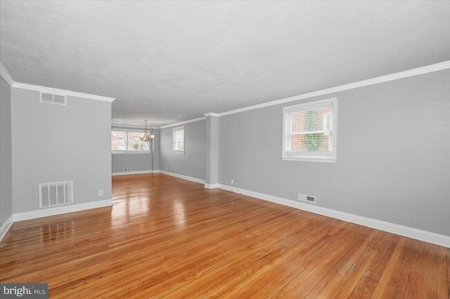 Photo - 1551 Langford Rd