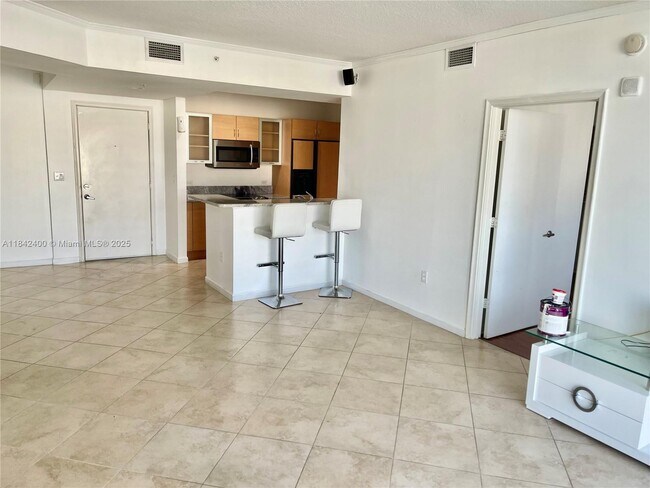 Photo - 18800 NE 29th Ave Unit 723