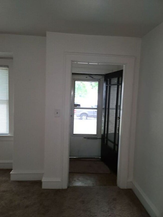 Photo - Lower Duplex