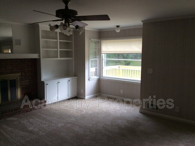 Photo - 209 Decatur Rd