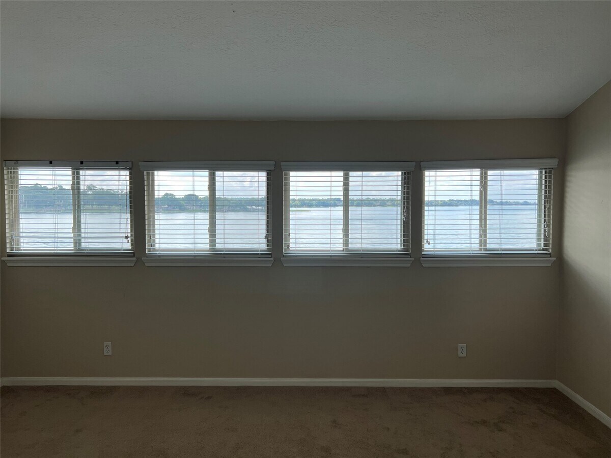 Photo - 7041 Kingston Cove Ln