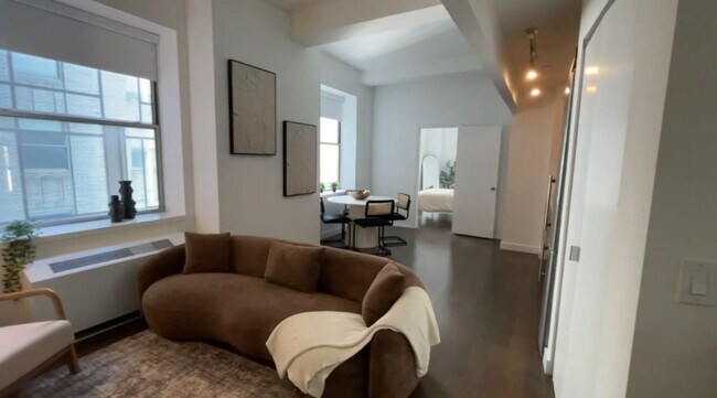 111 John St Unit 12E