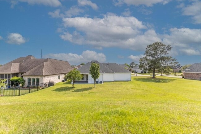 321 Cypress Lakes Dr