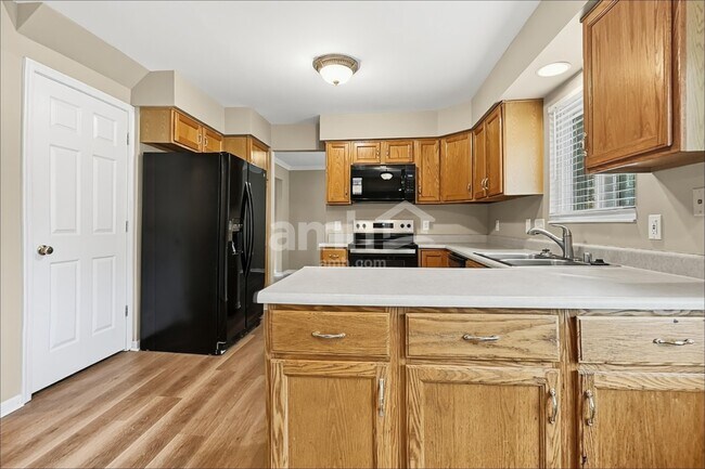Photo - 4838 Dartmouth Dr