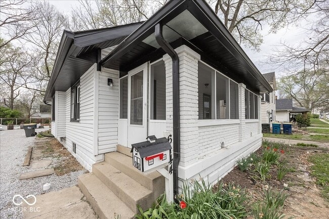 Photo - 6144 Winthrop Ave