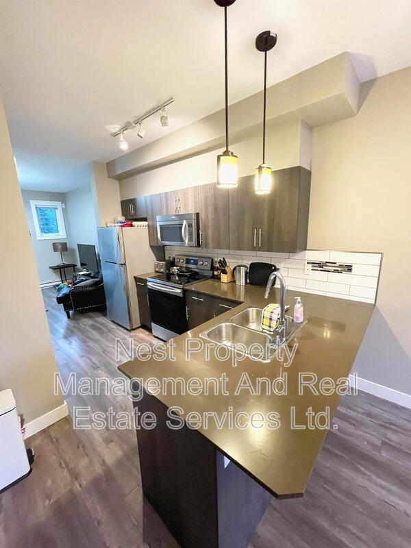 Building Photo - 110-110 Baxter Ave