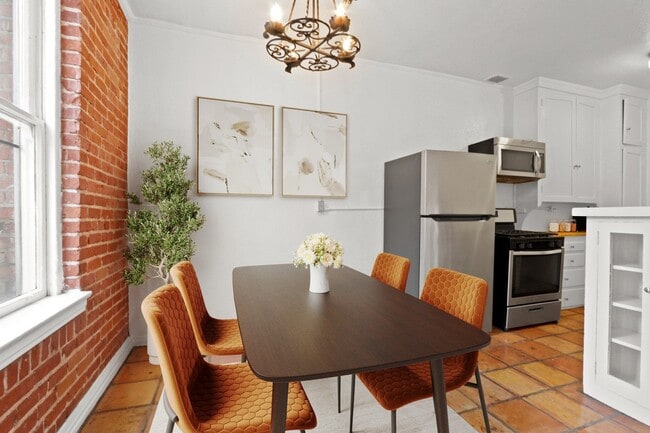 Photo - 1843 North Cherokee