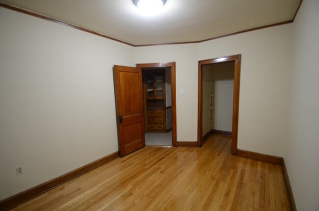 Photo - 3354 S Lituanica Ave Unit 2