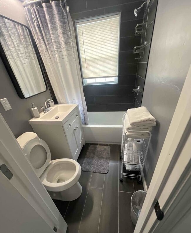 Photo - 1538 NE 42nd St