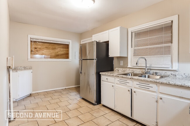 Photo - 9725 Red Ln Dr